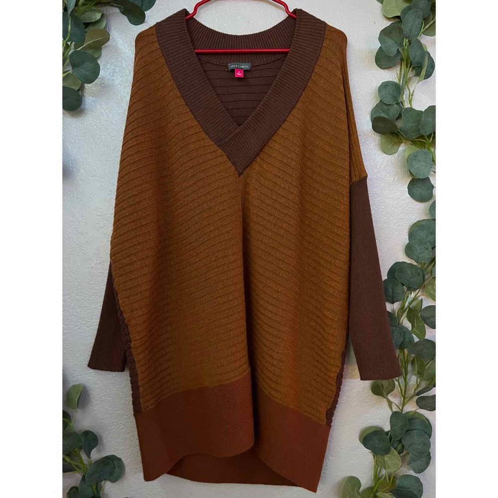 Vince Camuto Orange/Brown Oversized V-Neck Sweater Dress